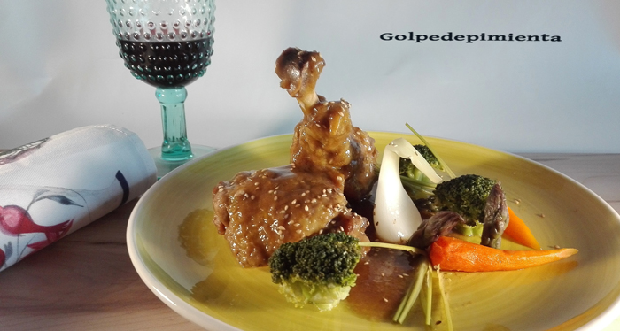 POLLO DE CORRAL GUISADO